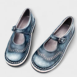 Klassische Rundschuh-Schnallenriemen-Schuhe